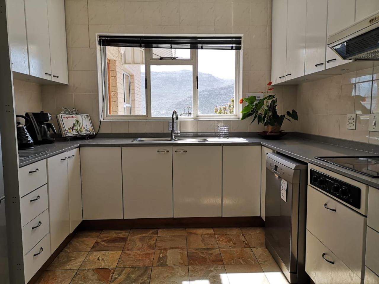 Watching Waves, Heron Chase Fish Hoek Exterior foto