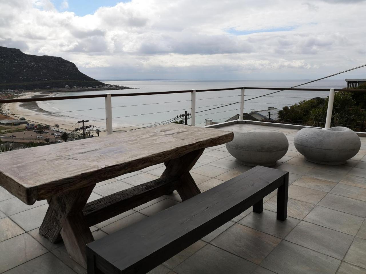 Watching Waves, Heron Chase Fish Hoek Exterior foto